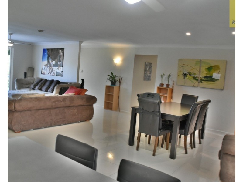 6 Magenta Court, Mount Warren Park QLD 4207
