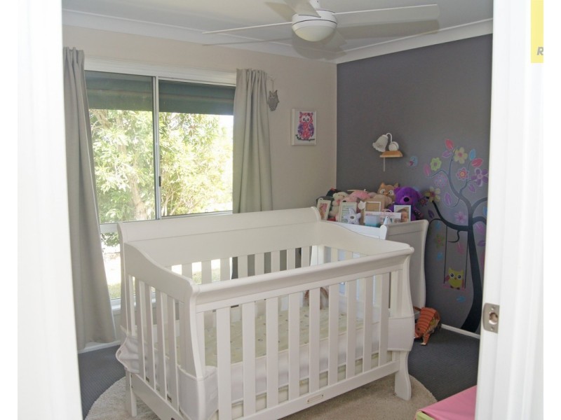 6 Magenta Court, Mount Warren Park QLD 4207