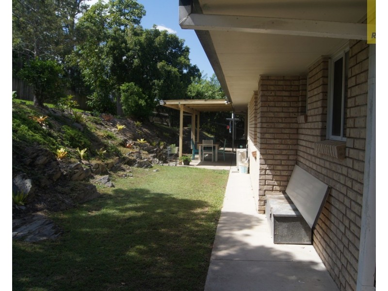 6 Magenta Court, Mount Warren Park QLD 4207