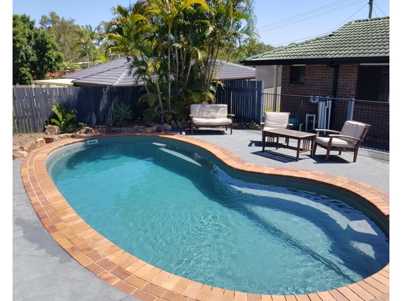 5 Bottlebrush Drive, Regents Park QLD 4118