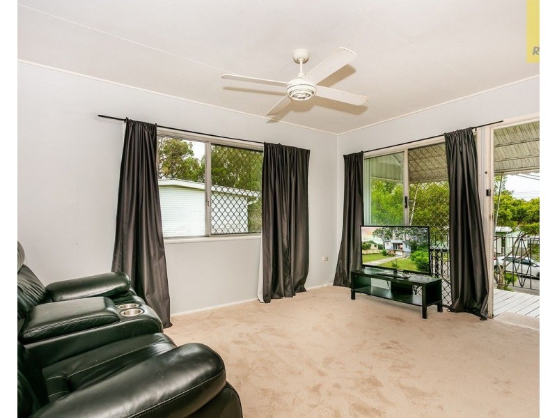 28 Lynngold Street, Woodridge QLD 4114