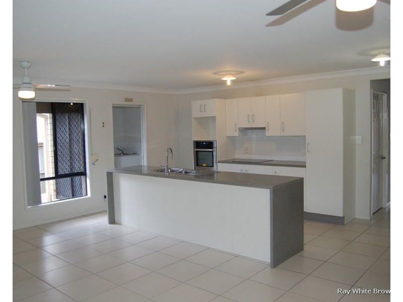 76 Warrigal Road, Runcorn QLD 4113