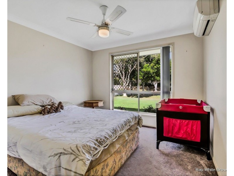 4 Watarrka Drive, Parkinson QLD 4115