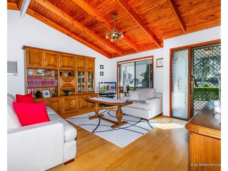 49 Vansittart Road, Regents Park QLD 4118