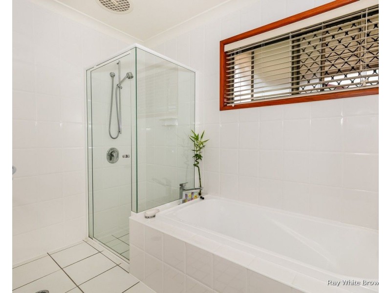 49 Vansittart Road, Regents Park QLD 4118