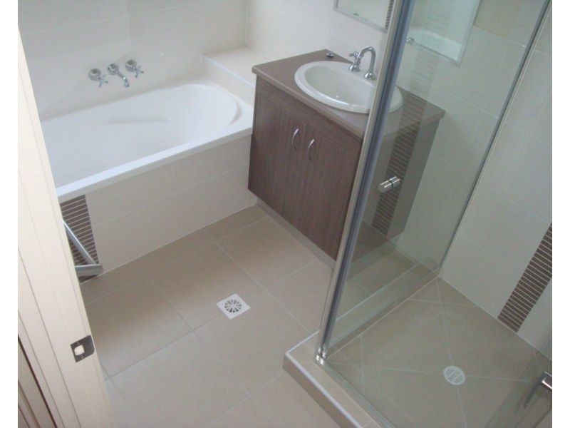 11 Serenity Court, Crestmead QLD 4132