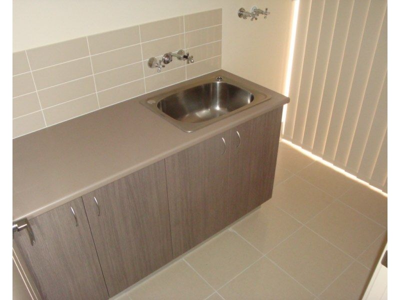 11 Serenity Court, Crestmead QLD 4132