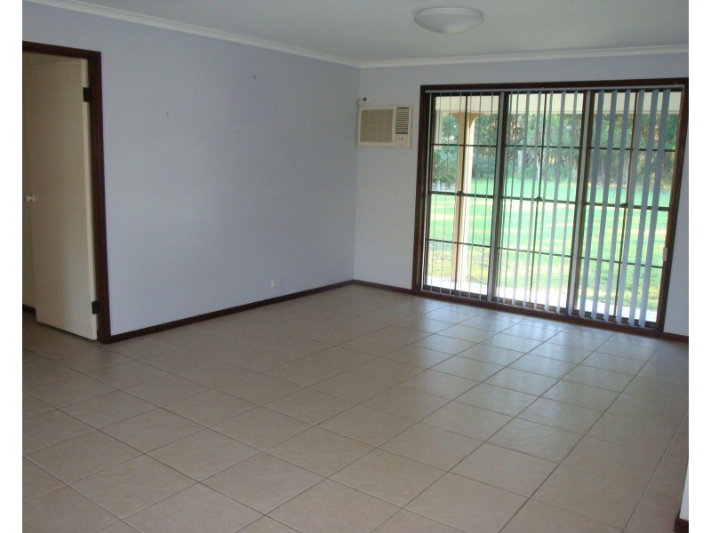 127 Talinga Drive, Park Ridge QLD 4125