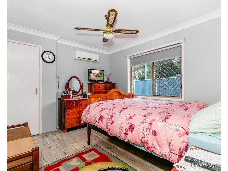 1 Cyril Court, Hillcrest QLD 4118