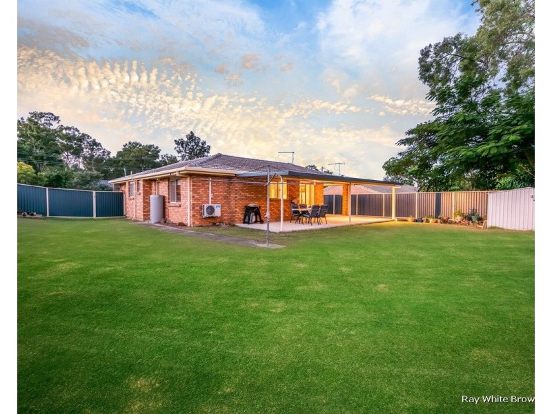 1 Cyril Court, Hillcrest QLD 4118