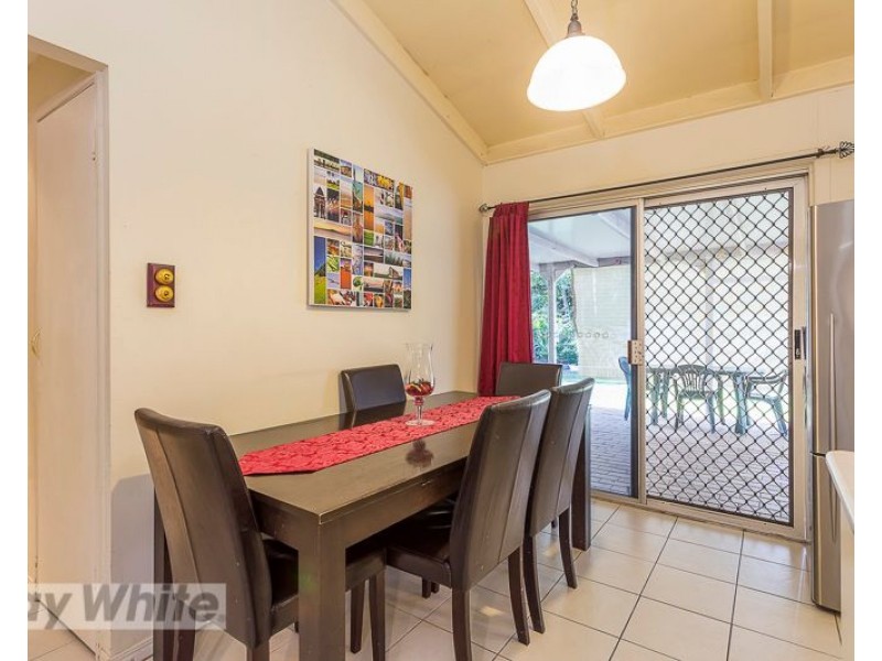 25 Dayana Street, Marsden QLD 4132