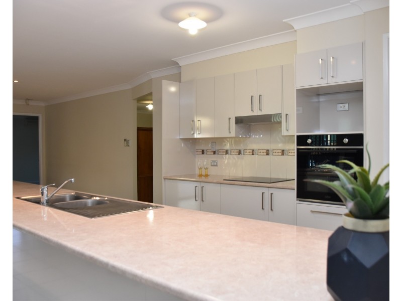 1-3 White Cedar Court, Cedar Vale QLD 4285