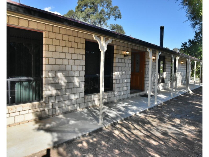 1-3 White Cedar Court, Cedar Vale QLD 4285