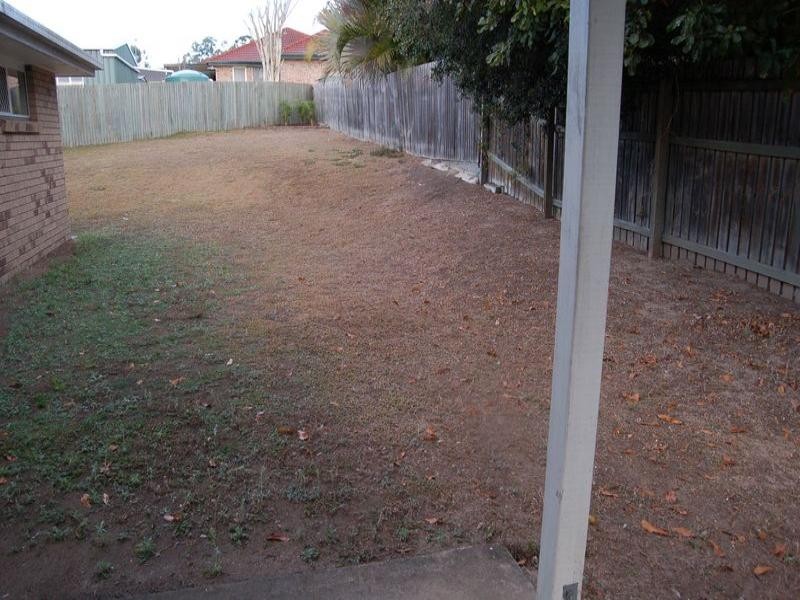 7 Rosegum Rise, Regents Park QLD 4118
