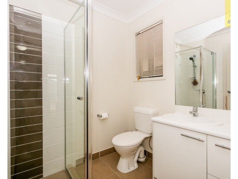 27 Mount Archer Road, Park Ridge QLD 4125