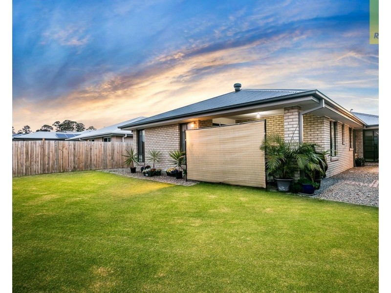 27 Mount Archer Road, Park Ridge QLD 4125