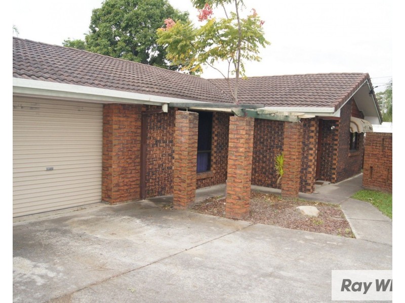 128 Estramina Road, Regents Park QLD 4118