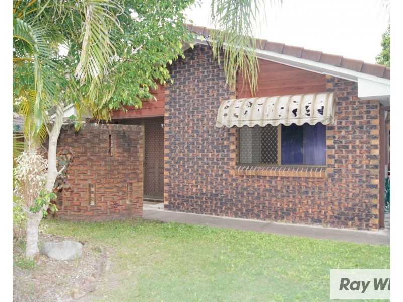 128 Estramina Road, Regents Park QLD 4118