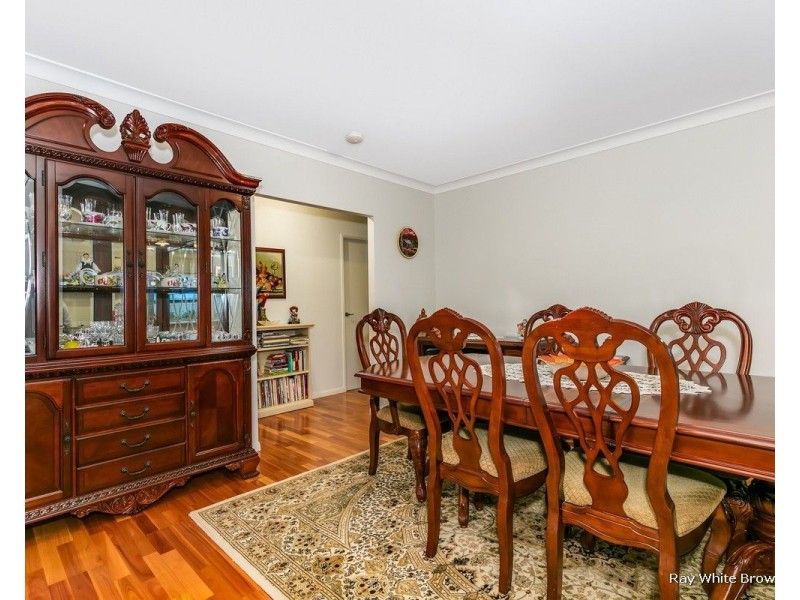 35 Maryland Drive, Regents Park QLD 4118