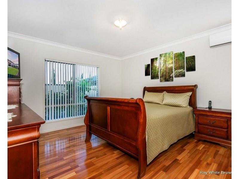 35 Maryland Drive, Regents Park QLD 4118