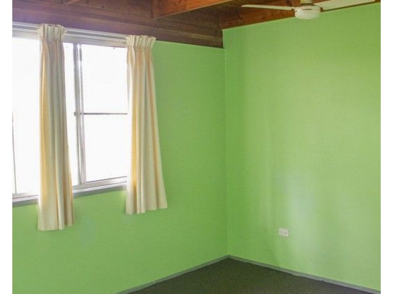 78 Aquarius Drive, Kingston QLD 4114