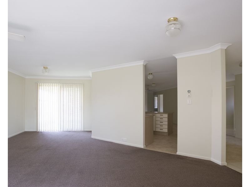 10 Lyndon Court, Boronia Heights QLD 4124