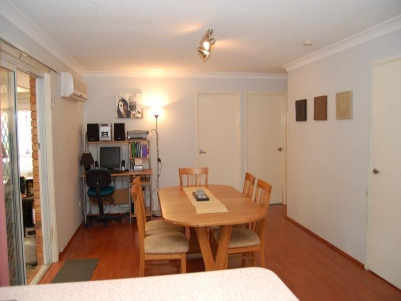 17 Windsong Court, Hillcrest QLD 4118