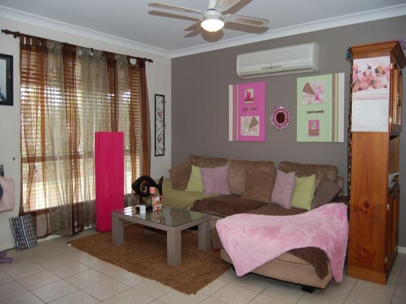 28 Eildon Close, Munruben QLD 4125