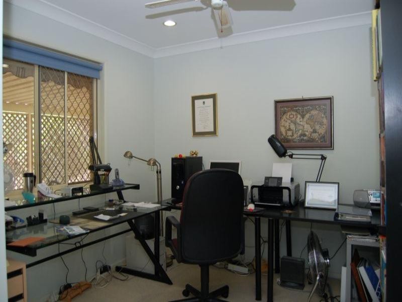 5 Earl Court, Boronia Heights QLD 4124