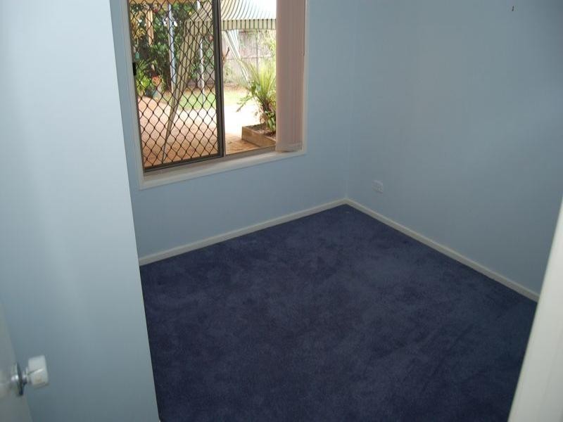 14 Greenvale Court, Regents Park QLD 4118