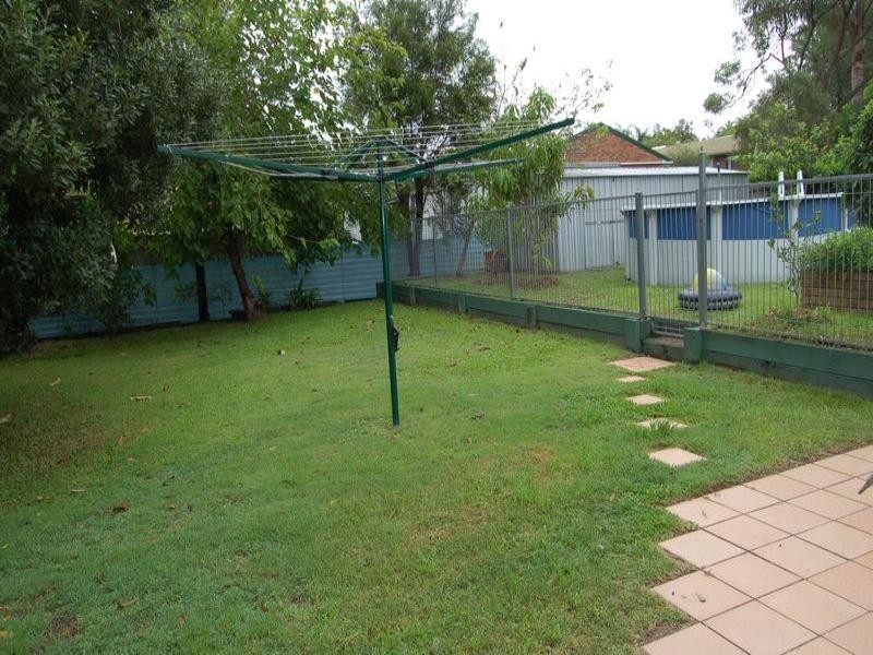 14 Greenvale Court, Regents Park QLD 4118