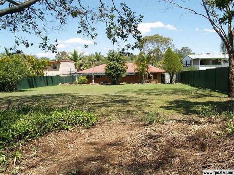 11 Mackellar Drive, Boronia Heights QLD 4124