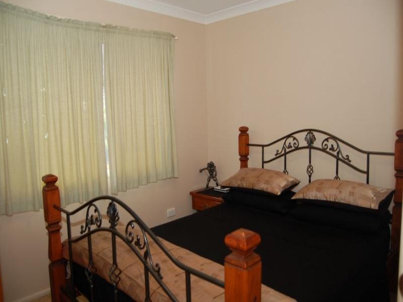 16 Mareeba Court, Boronia Heights QLD 4124