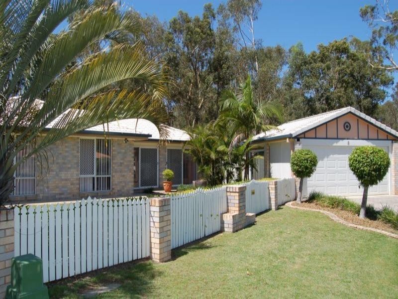 8 Jardine Court, Hillcrest QLD 4118