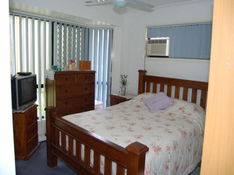 3 Regal Drive, Regents Park QLD 4118