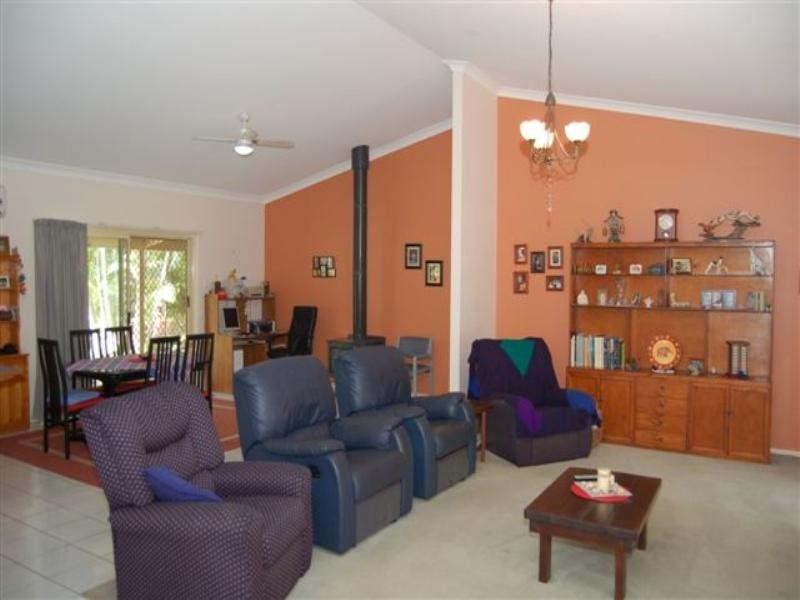 61 Carter Road, Munruben QLD 4125