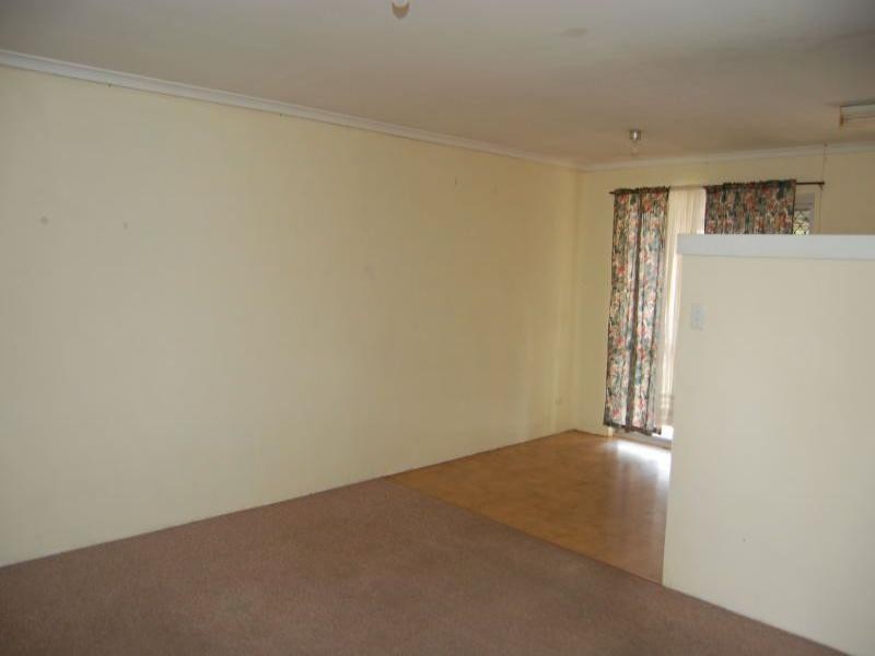 42 Forestwood Street, Crestmead QLD 4132