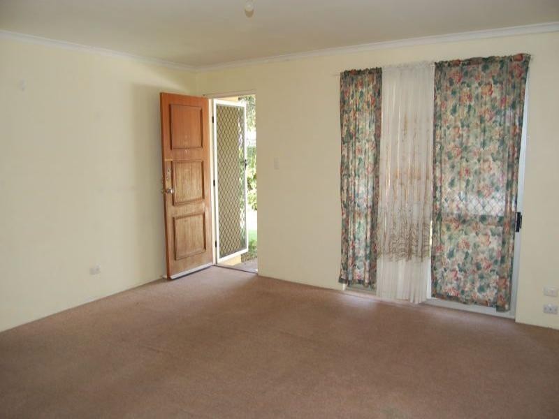 42 Forestwood Street, Crestmead QLD 4132