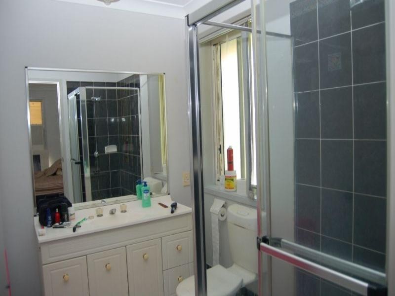 6 Tannadice Court, Regents Park QLD 4118
