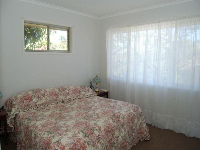 9 Dryade Street, Regents Park QLD 4118
