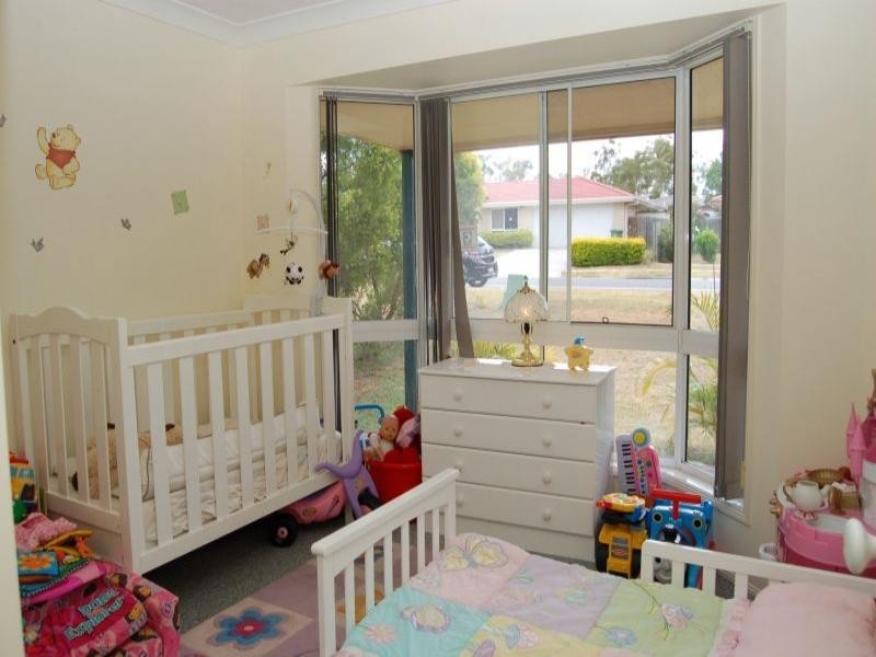 24 Fifth Avenue, Browns Plains QLD 4118