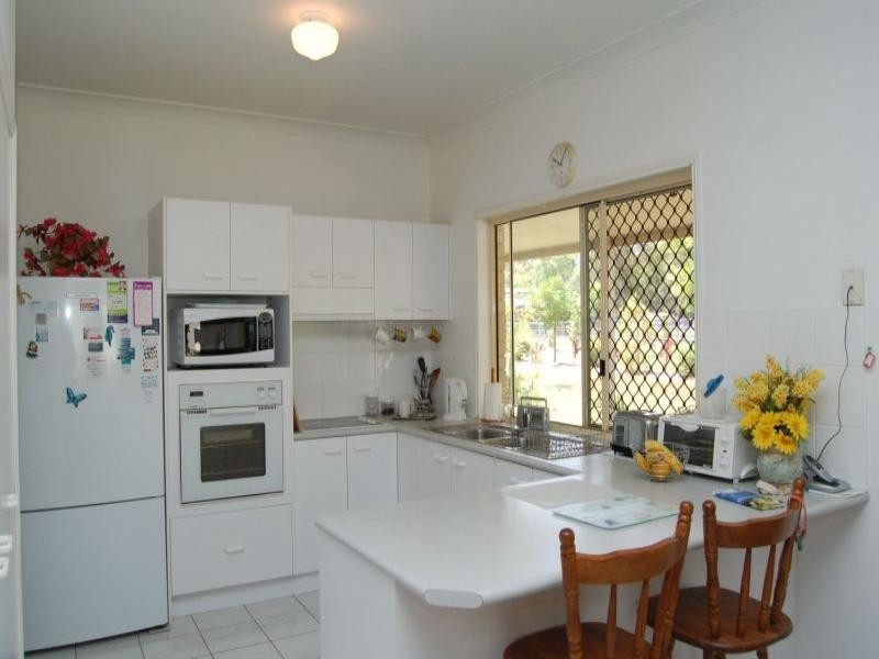 19 Highgrove Close, Chambers Flat QLD 4133