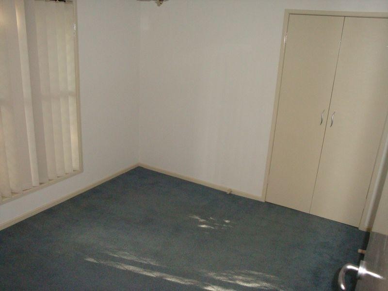 6 Topham Court, Hillcrest QLD 4118