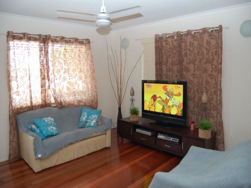 13 Balsa Street, Crestmead QLD 4132