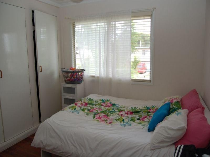 13 Balsa Street, Crestmead QLD 4132