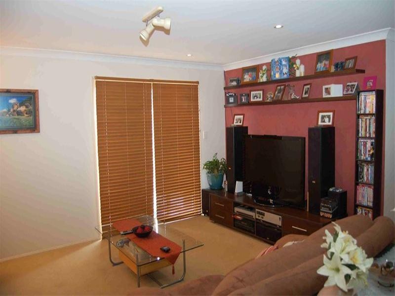 Crestmead QLD 4132