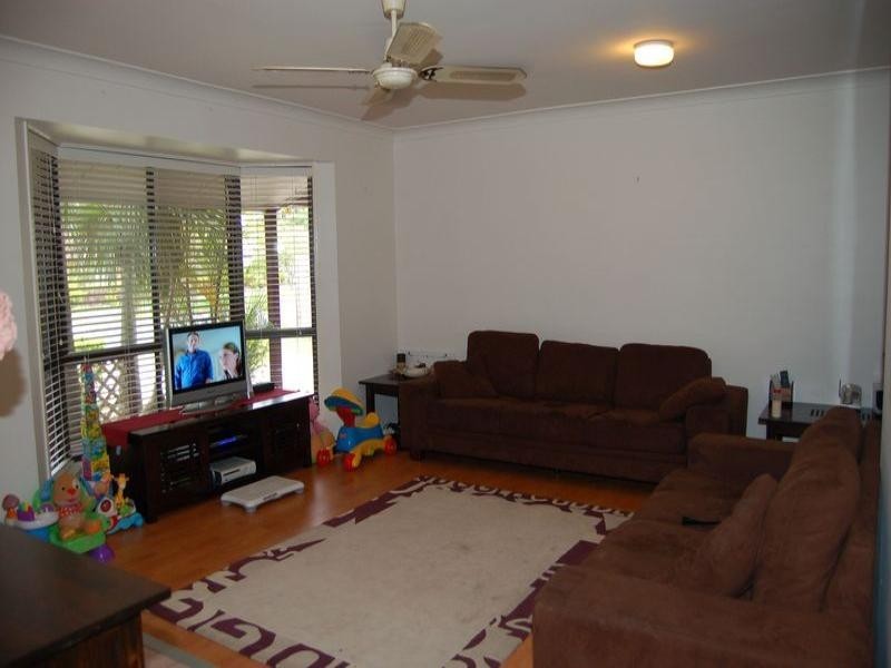 25 Oakdale Street, Browns Plains QLD 4118