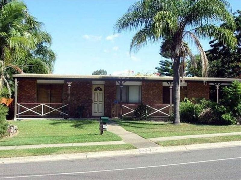 166 Emerald Drive, Regents Park QLD 4118