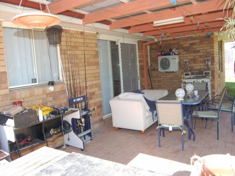 15 Ibrox Street, Regents Park QLD 4118