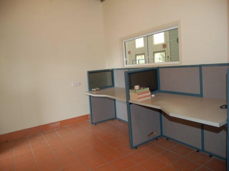 13/15 Corporate Place, Hillcrest QLD 4118